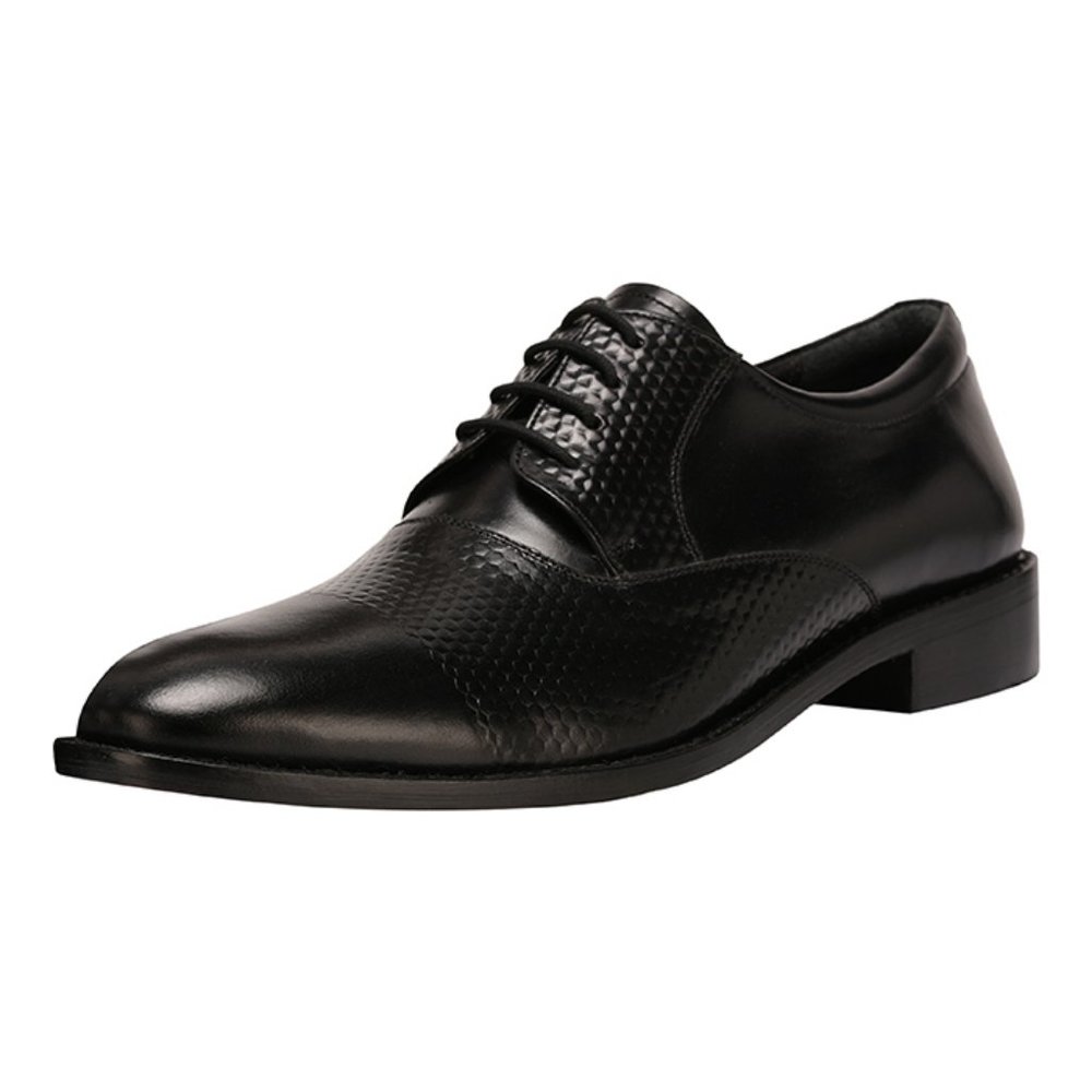 Black Leather Oxford Shoes with Broguing and Lace-Up Closure